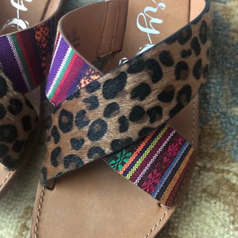 Very G Serape Leopard Sandals - Picture 10 of 13